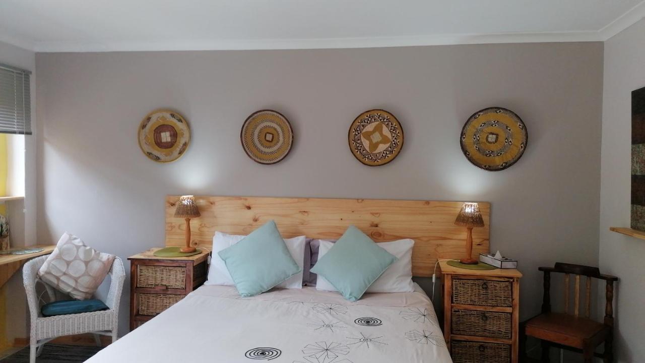 A1 Kynaston Self Catering Or Bed And Breakfast Jeffreys Bay Exterior photo