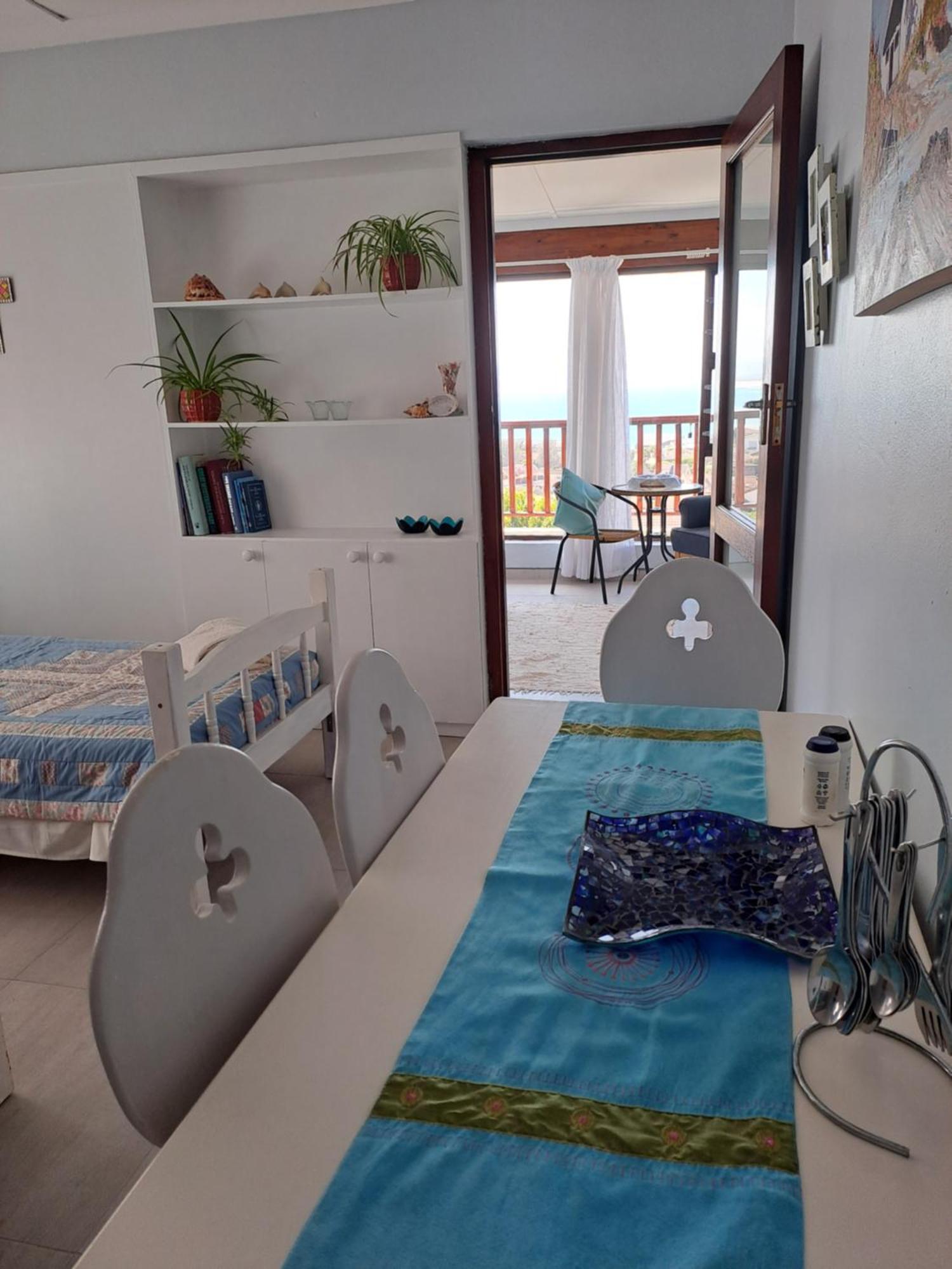 A1 Kynaston Self Catering Or Bed And Breakfast Jeffreys Bay Room photo