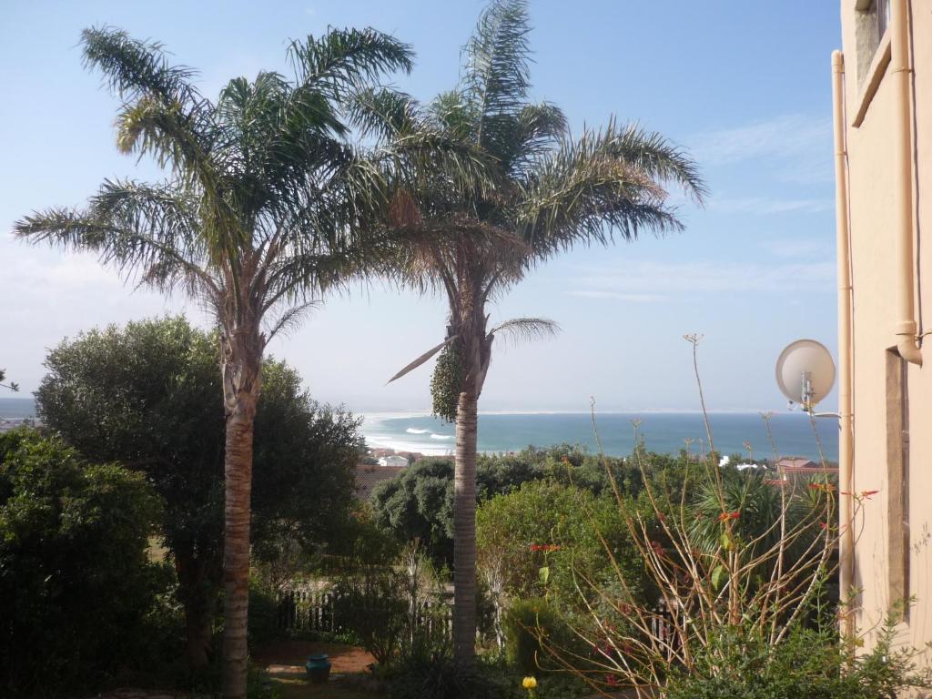 A1 Kynaston Self Catering Or Bed And Breakfast Jeffreys Bay Exterior photo