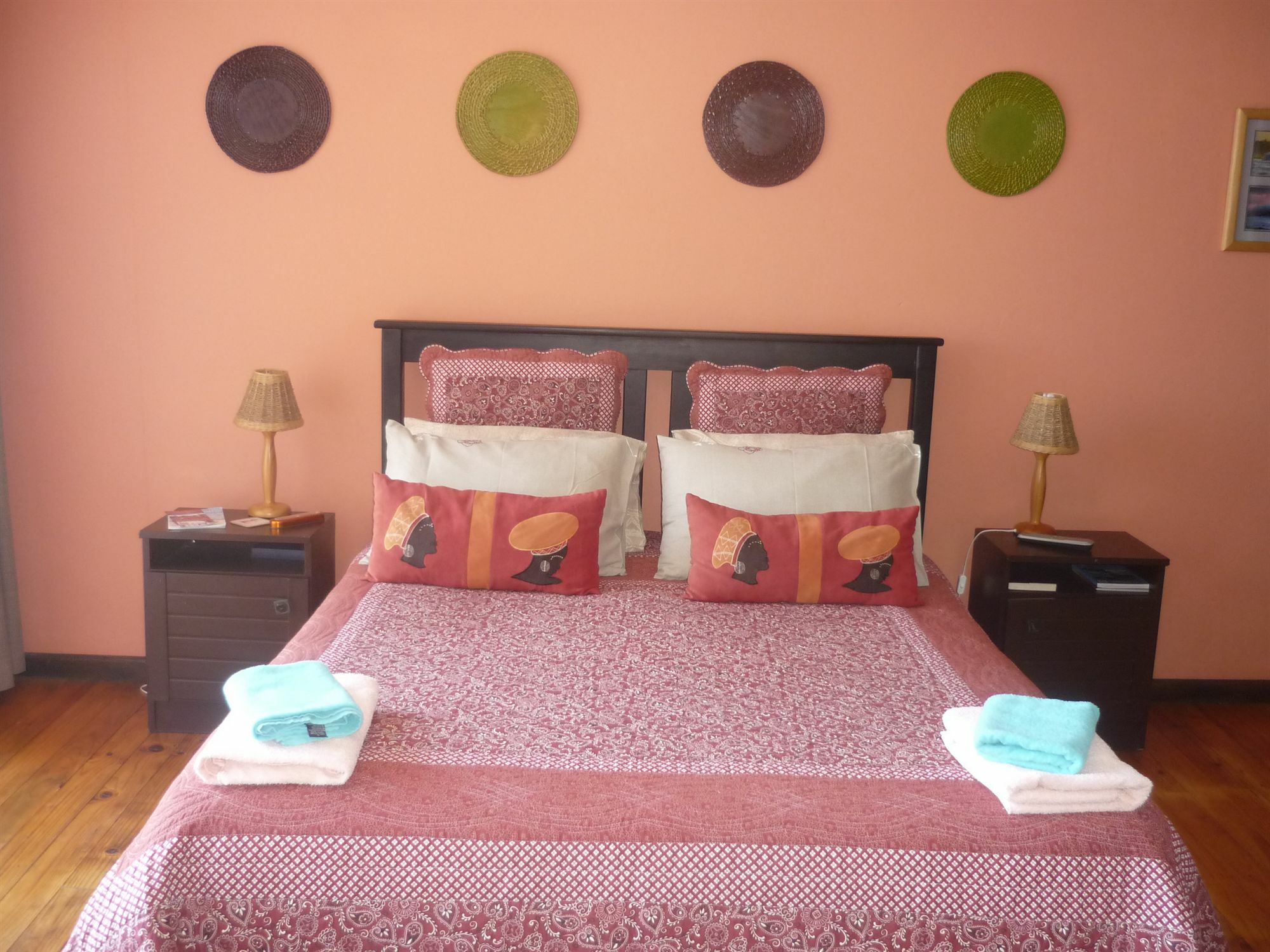 A1 Kynaston Self Catering Or Bed And Breakfast Jeffreys Bay Exterior photo